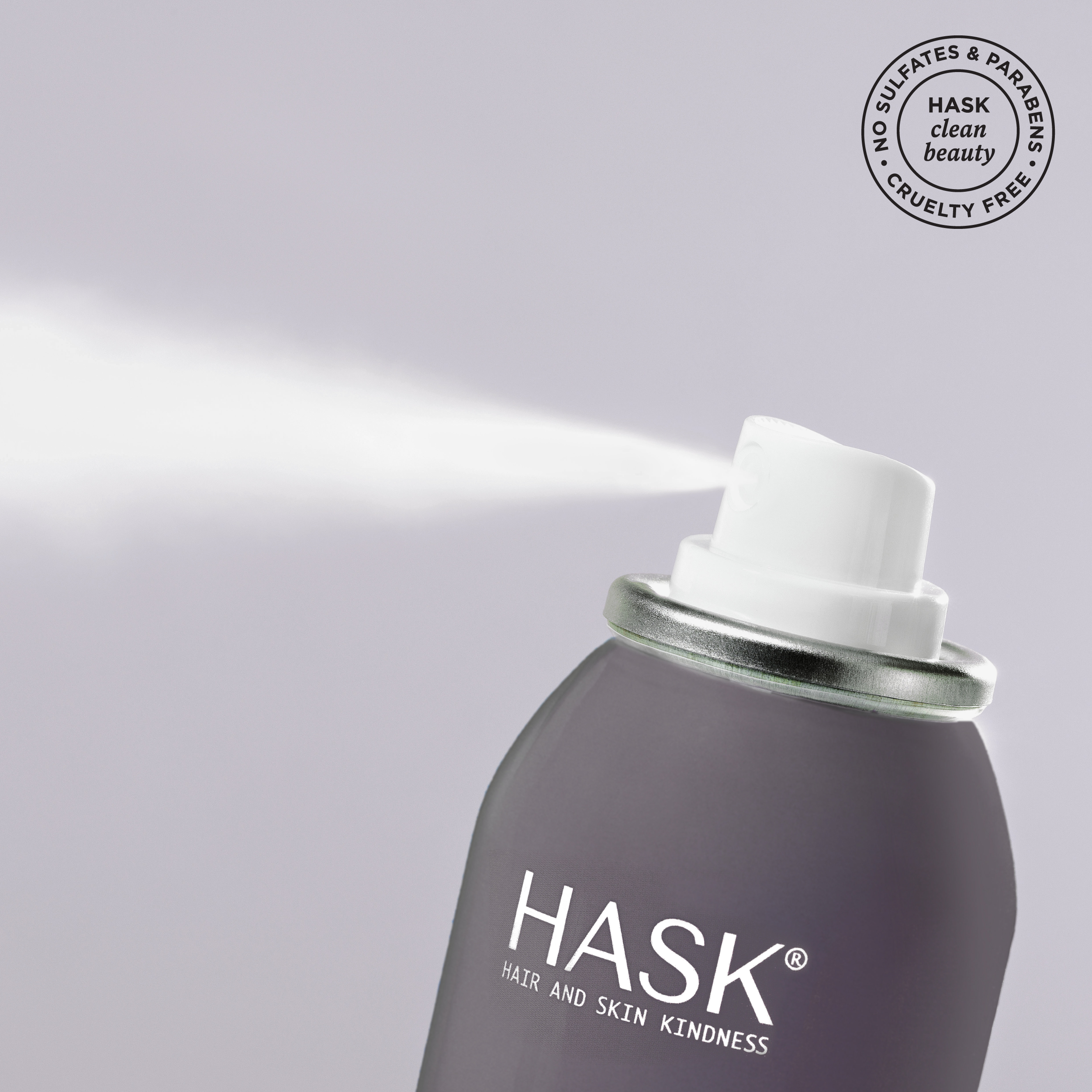 02_Charcoal_Dry (1) spraying hask charcoal dry shampoo